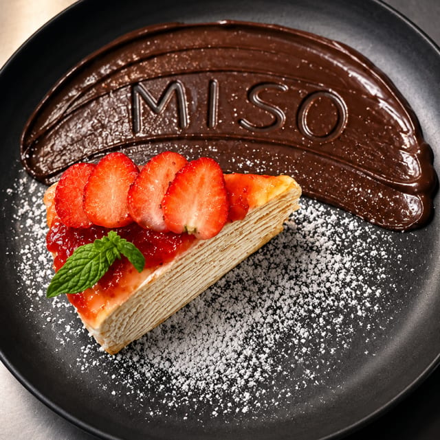 Strawberry Mille Crêpe.
